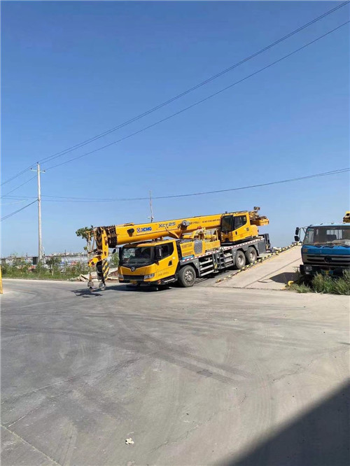 兴隆台区吊车作业时，可能会产生哪些额外收费项目？